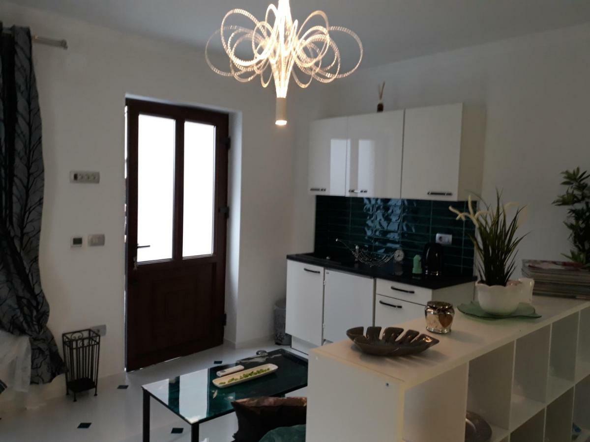 App Paris 5 Apartment Umag Bagian luar foto