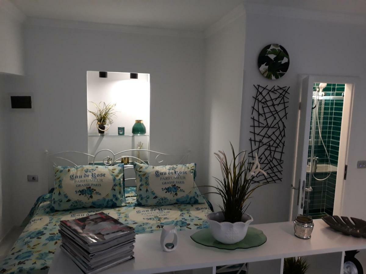 App Paris 5 Apartment Umag Bagian luar foto